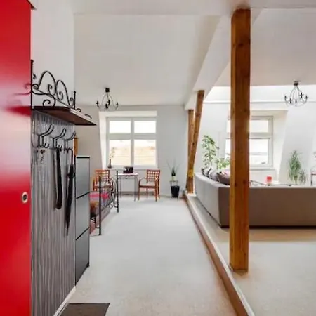 Lenka's Cozy Red + Lenka's Cozy Gold Apartmán *